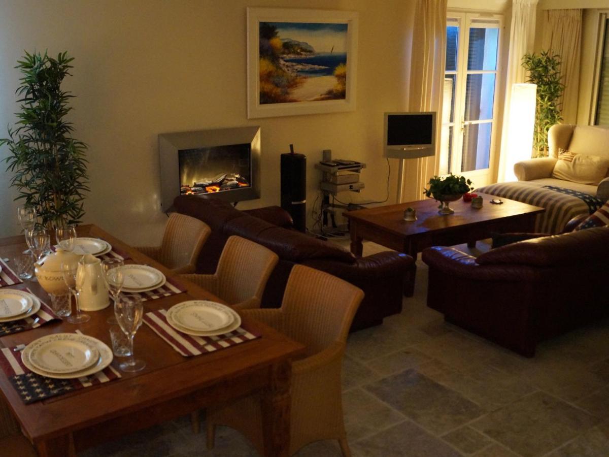 Villa In Antheor With Private Swimming Pool Saint-Raphaël 外观 照片